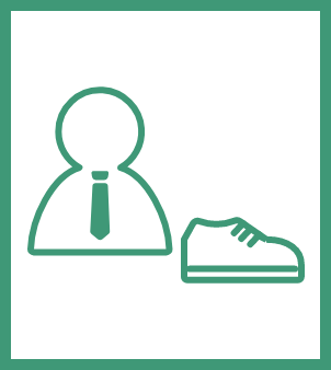 制服支給（上下セット＆靴）